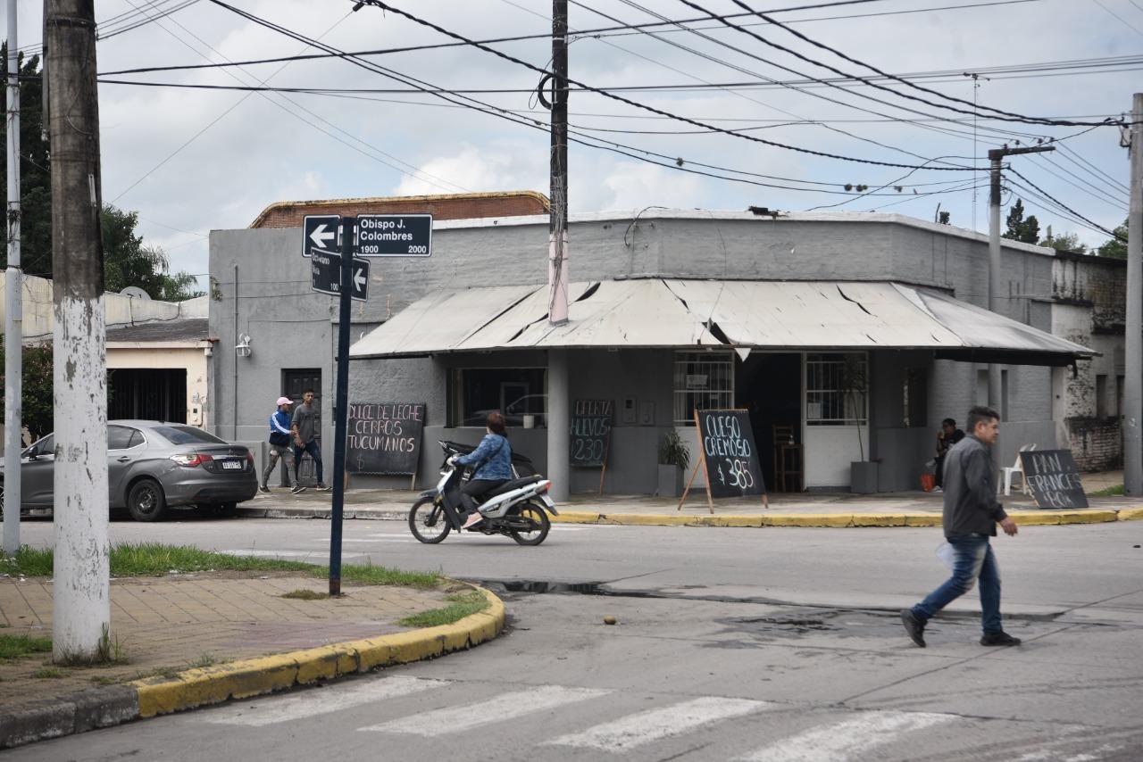 Ladrones desmantelaron su negocio, cerró y la solidaridad le permitió volver a abrir
