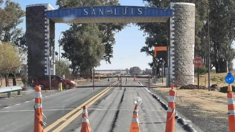 ACCESO A SAN LUIS (foto de La Jornada Web)