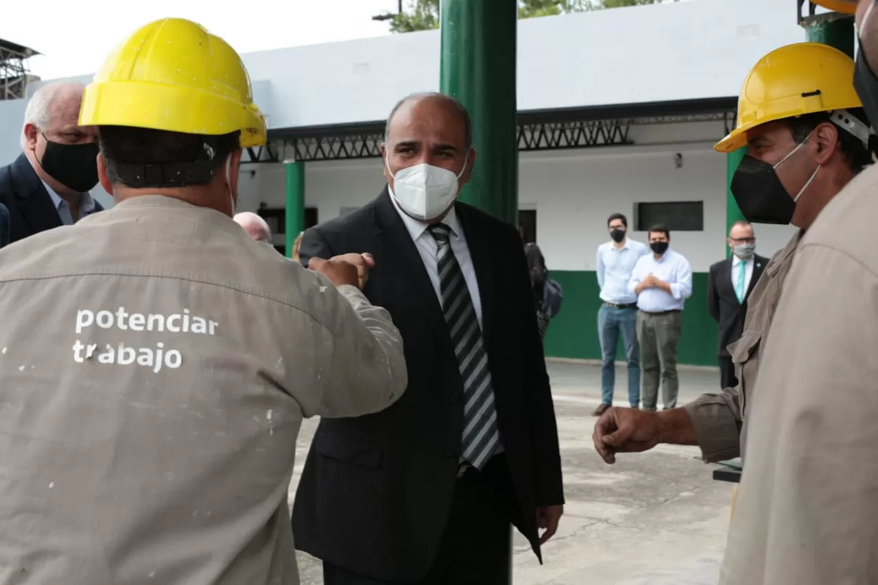 JUAN MANZUR. Gobernador de Tucumán. Foto de Comunicación Pública