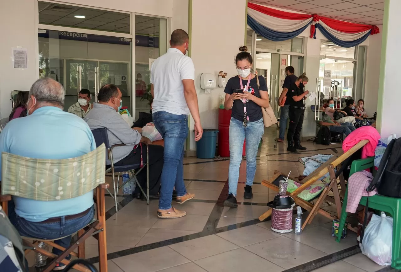 PARAGUAY. El nivel de ocupación de camas de terapia intensiva es de 100%.