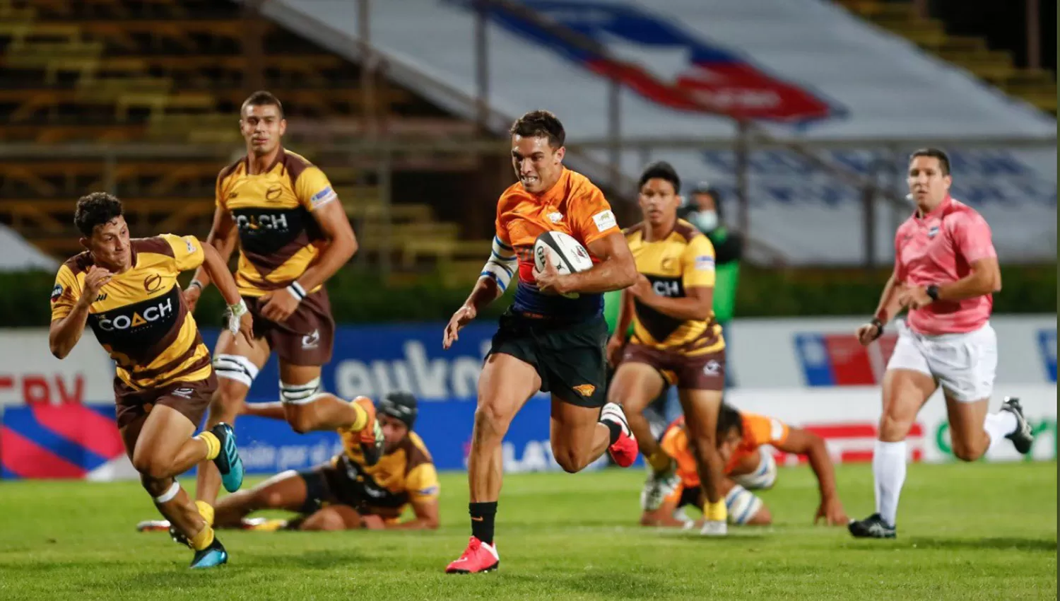 BUEN COMIENZO. Jaguares XV derrotó en el debut a Cafeteros Pro.