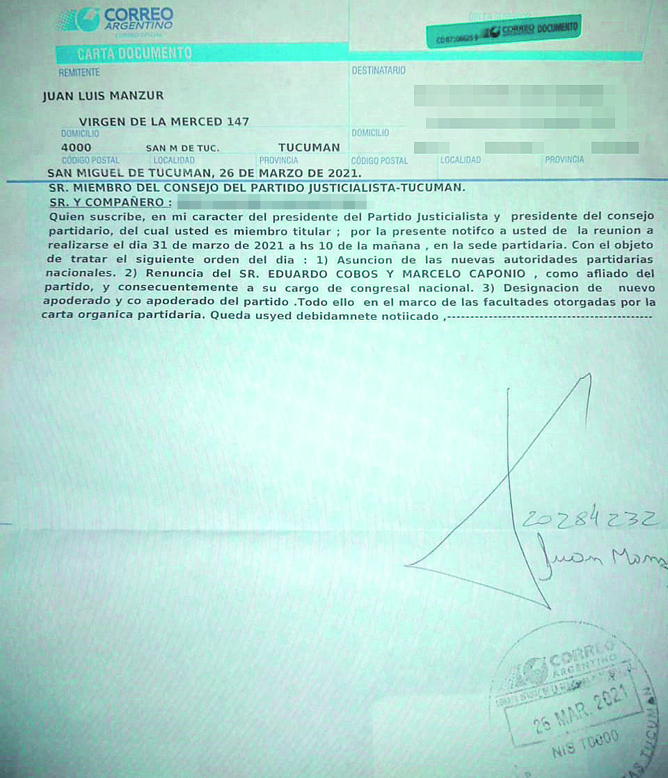 POR TELEGRAMA. El gobernador notificó a los dirigentes del partido. 