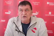 El DT de Independiente, Julio César Falcioni, dio positivo al test de coronavirus