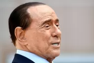 Hospitalizan otra vez a Silvio Berlusconi en Italia