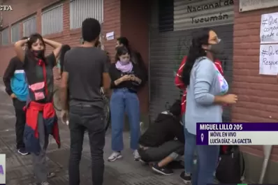 Protesta de estudiantes de la Facultad de Ciencias Naturales