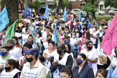 Barrios de Pie protestó frente a Desarrollo Social de la Nación por las partidas para comedores