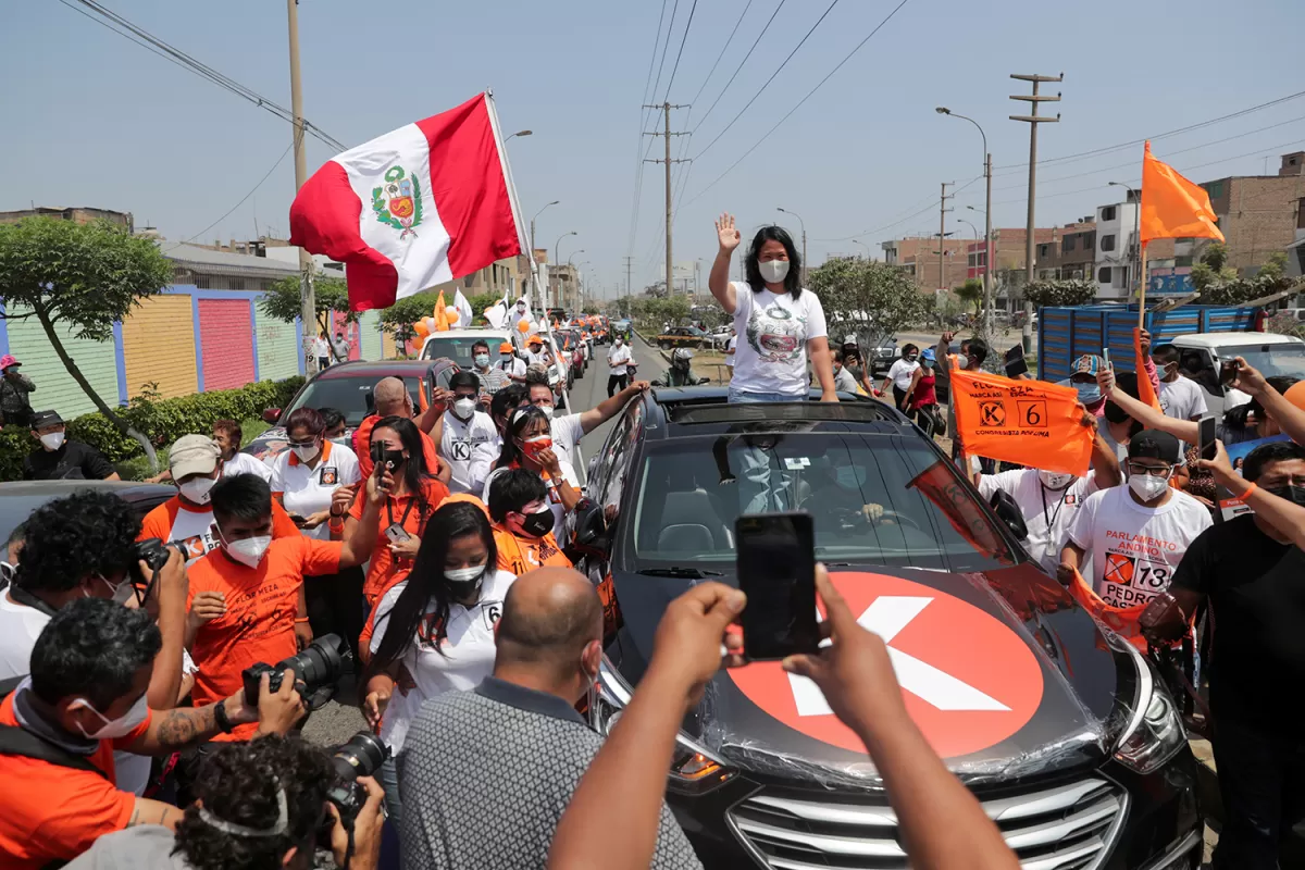 SEGUNDA VUELTA. Keiko Fujimori acorta distancias contra el líder de izquierda Pedro Castillo.