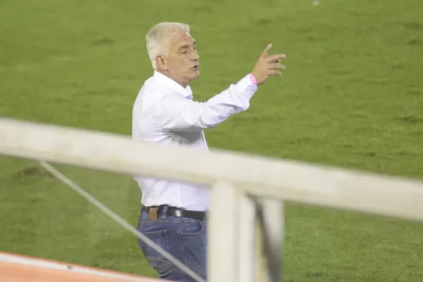 Atlético: De Felippe busca dar con el equilibrio