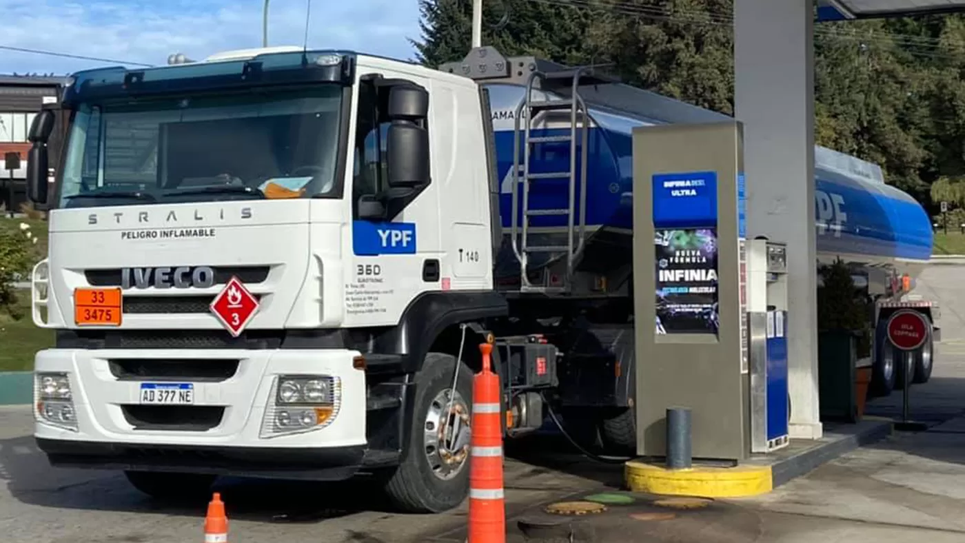 CORTES DE RUTA. En Neuquén sigue la protesta y podría afectar a la región.