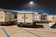 Un nuevo vuelo saldría a China el fin de semana por más vacunas Sinopharm