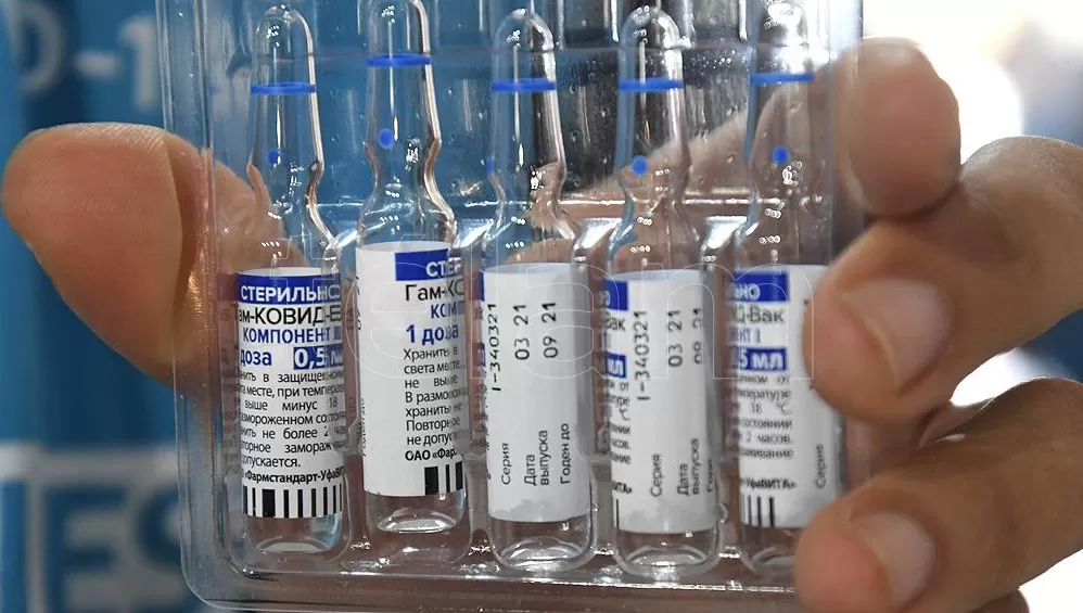 Bolivia asegura que ya tiene garantizadas vacunas para toda su población