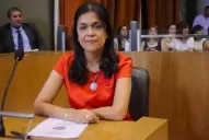 Una edil de Fuerza Republicana trató a Enrique Romero de payaso servil del intendente Alfaro