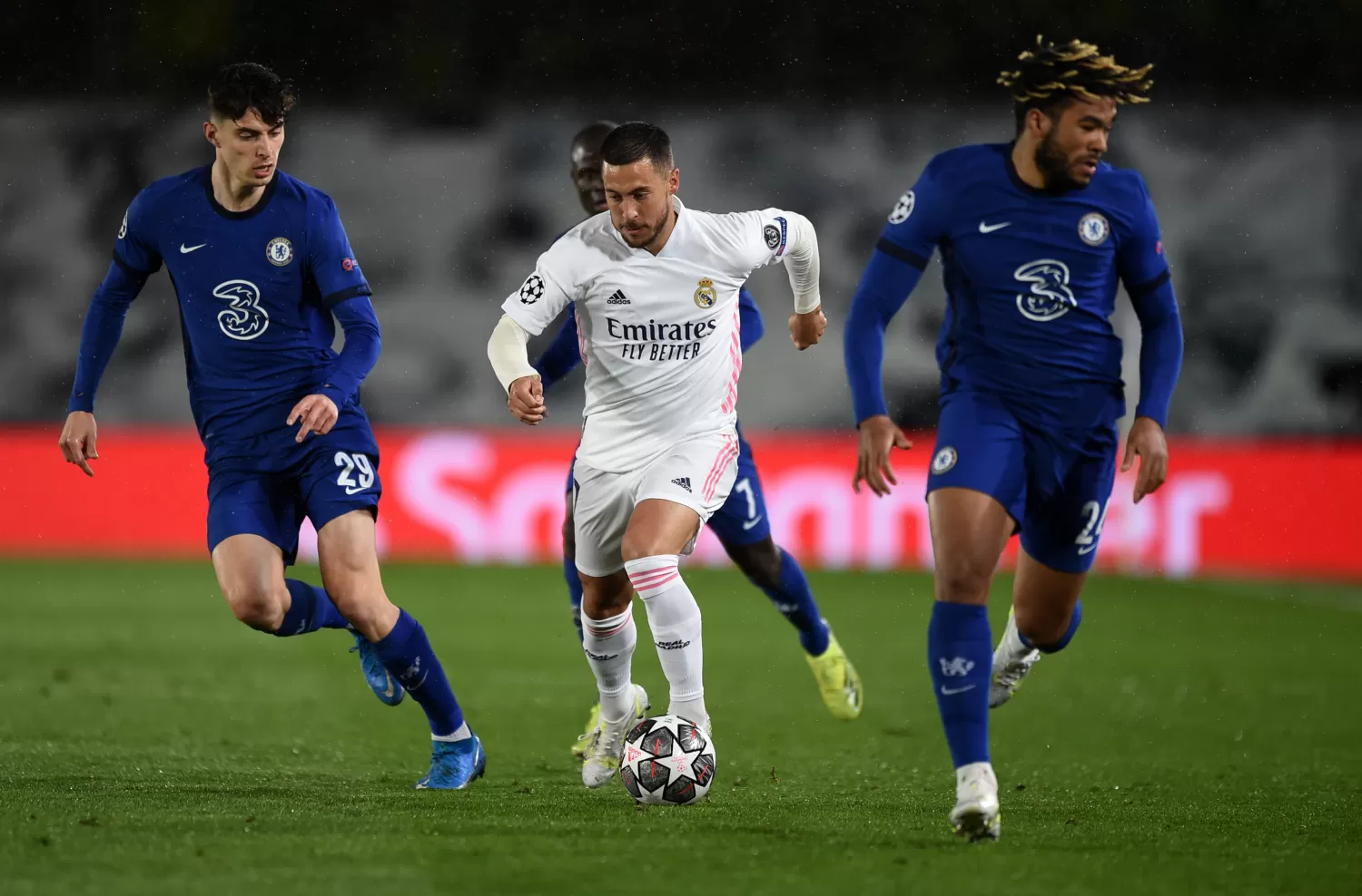 Real Madrid y Chelsea empataron y definirán al finalista en Stanford Brigde 