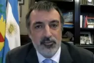 Esteban Bullrich anunció que donará el aumento de su dieta a pacientes con ELA