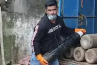 India: un hombre vendió su camioneta para comprar tubos de oxígeno