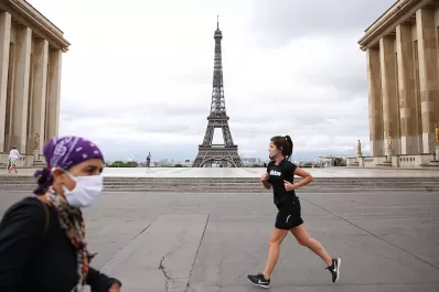 Francia realizará una flexibilización progresiva de las restricciones