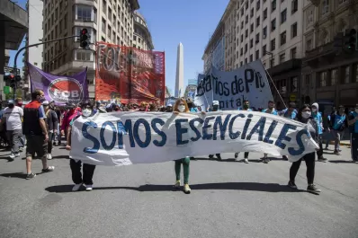 Movimientos sociales pidieron 70.000 vacunas y Daniel Arroyo dijo que “está justificado”