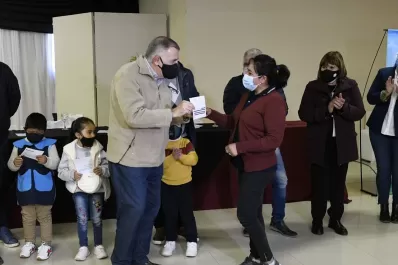 Jaldo distribuyó el boleto gratuito entre alumnos de Tafí del Valle