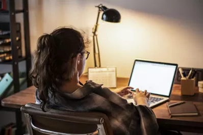 Trabajadores argentinos: entre la satisfacción de tener empleo y el deseo de cambiar de rumbo