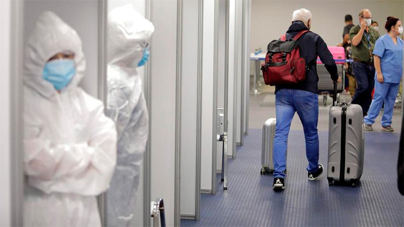 Hisopados: según un informe, en Ezeiza manejan un negocio que administra un misterioso laboratorio