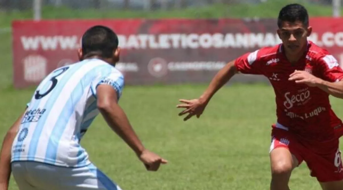 A LA CANCHA. El complejo Salmoiraghi será la sede del encuentro entre Decanos y Santos.