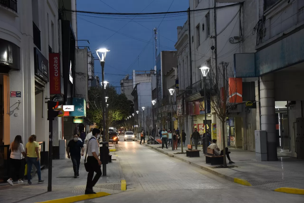 NUEVA SEMIPEATONAL. Sobre calle San Martín al 700. Foto: Municipalidad de SMT