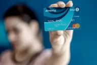 El Gobierno triplica el presupuesto mensual destinado a la tarjeta Alimentar