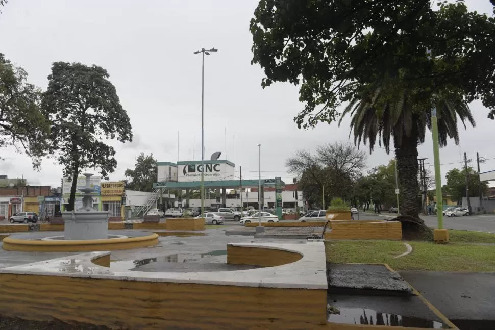 PLAZOLETA DORREGO. Esa esquina marca uno de los puntos del cuadrante de las primeras cuadras del programa.  