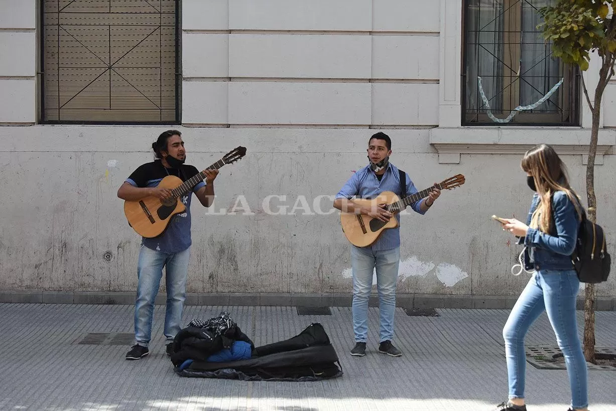 Artistas callejeros. FOTO ILUSTRATIVA LAGACETA. 