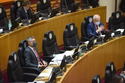 José Ricardo Ascárate (UCR): nombramientos en cargos de manera irregular