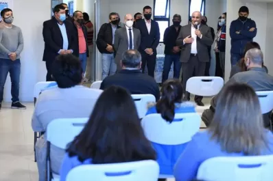 Manzur volvió a respaldar a Lichtmajer: sabemos que tenemos un gran ministro de Educación