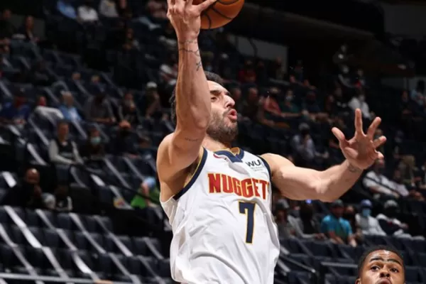 A puras asistencias, Campazzo lideró el ataque de Nuggets en otra victoria previa a los playoffs