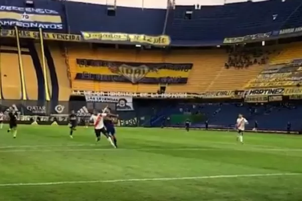 ¿Hubo falta sobre Maidana en el gol de Tevez?