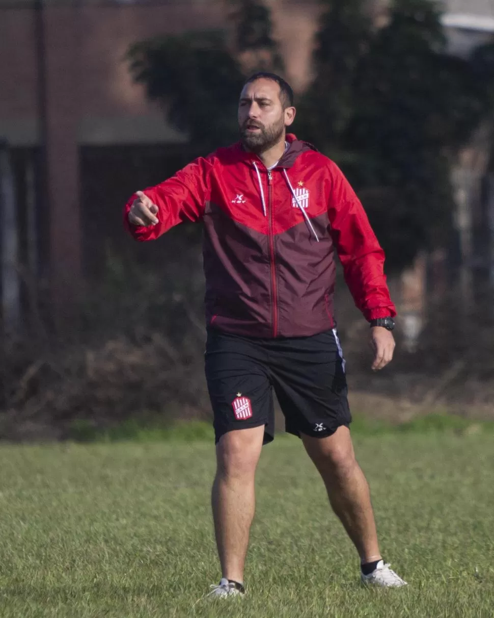 TRANQUILIDAD. De Muner se tomó con calma la suspensión de los torneos. “Hay que aprovechar este tiempo”, aseguró.  