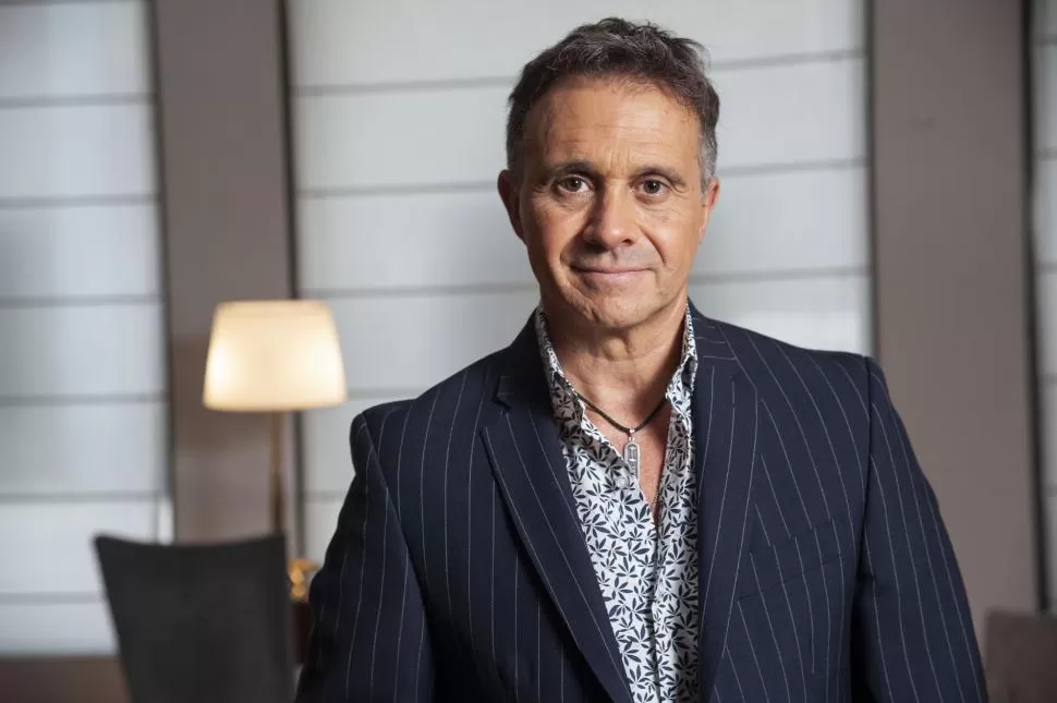 LAPEGÜE robado. Los ladrones aprovecharon su ausencia, para vaciarle la casa. 