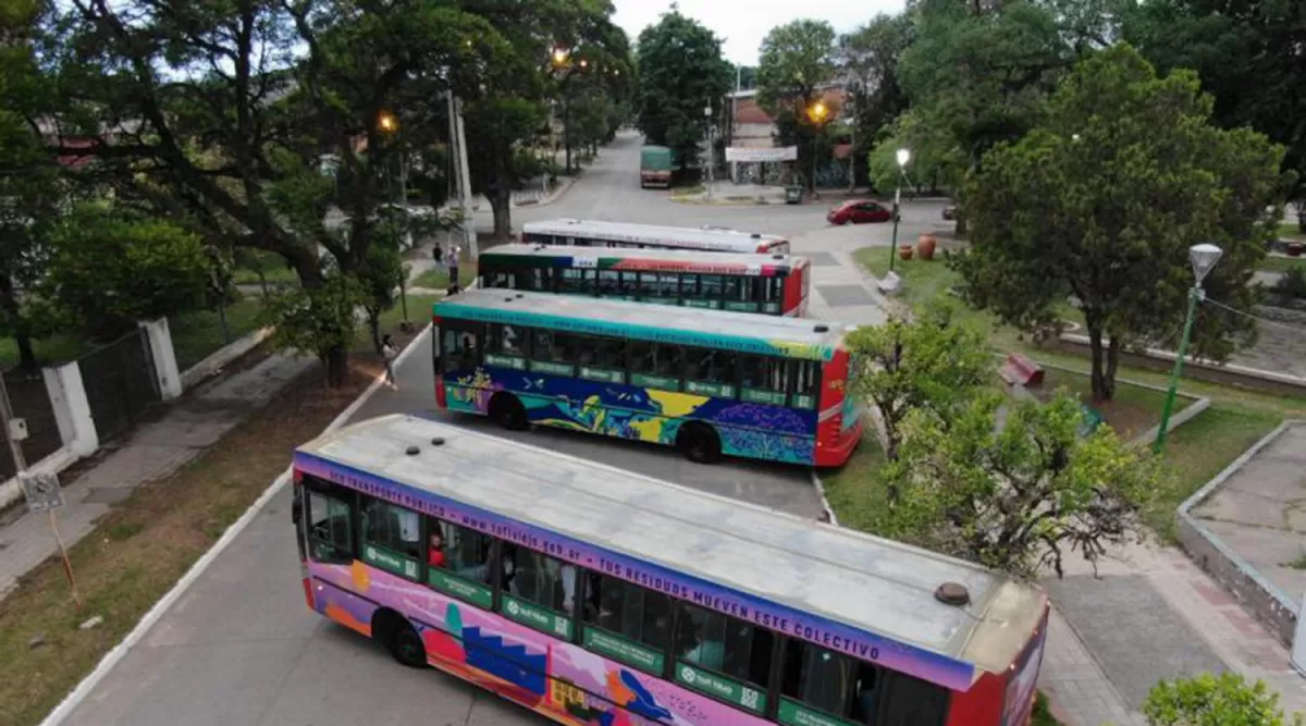 ALTERNATIVAS. El ECOBUS, una alternativa para viajar a Tafi Viejo. 