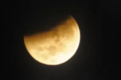 La Luna sufrió un cambio en su órbita y genera alarma