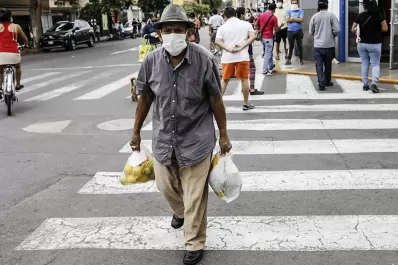 Perú extendió por un mes el estado de emergencia por la covid-19