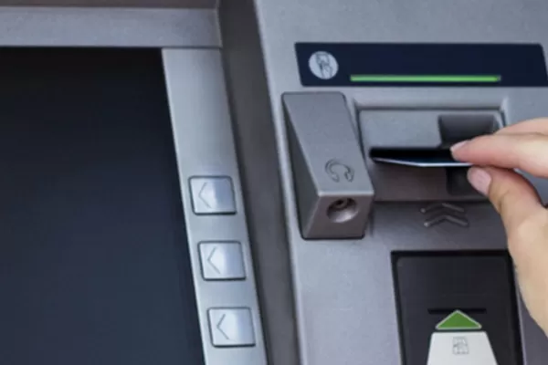 Estatales: mañana comienza el pago del 20% de los sueldos de mayo