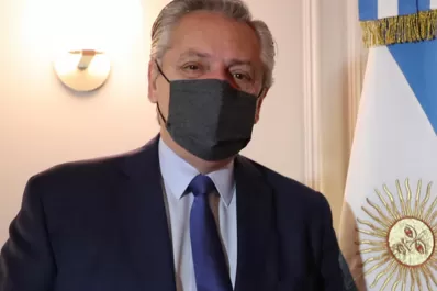 Alberto Fernandez, invitado a los festejos de los 100 años del PC Chino