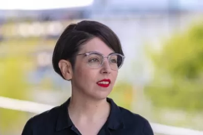 Belén Romero Gunset busca generar un algoritmo creativo en su reciente obra