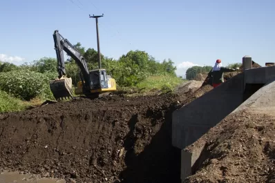 El Gobierno invierte más de $ 34.000 millones en obras viales en Tucumán y otras  provincias de la región