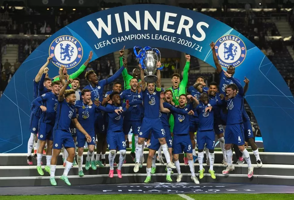 ¡QUÉ ALEGRÍA! En Portugal, Chelsea obtuvo la segunda corona en la Champions League de su historia. Antes se había consagrado en la temporada 2011/12. reuters