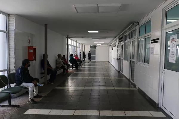 Tucumán tiene una ocupación mayor al 95% en UTI, según un sondeo