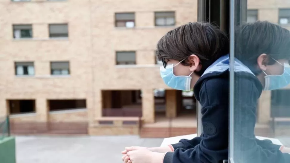 LOS NIÑOS SUFREN EL ENCIERRO. La Sociedad Argentina de Pediatría advierte sobre los daños que puede ocasionar el aislamiento prolongado.  ARCHIVO LA GACETA