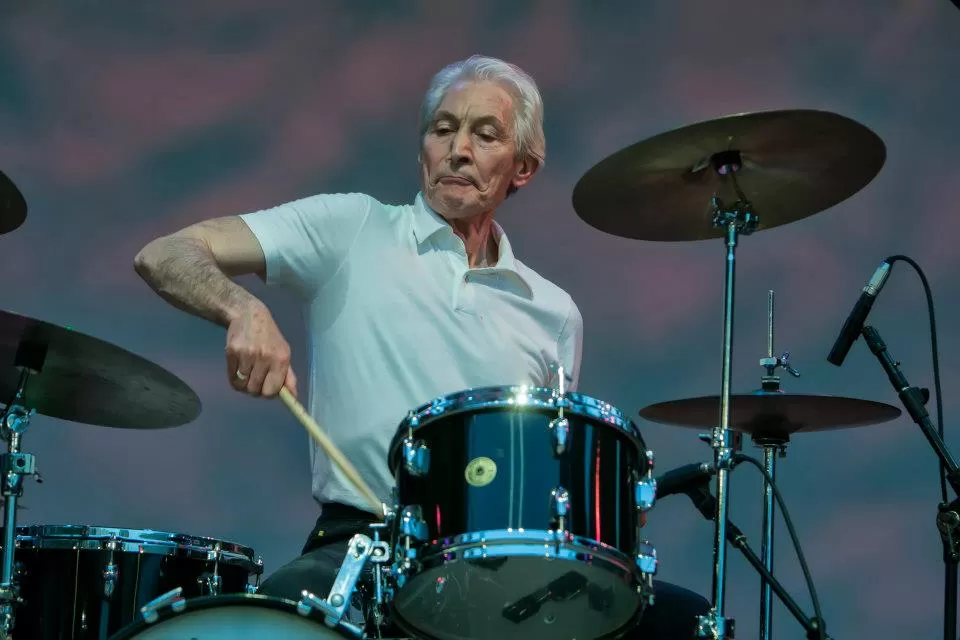 Charlie Watts, 58 años en Los Rollind Stones. 