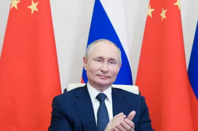 Putin, contra la perspectiva de género: Una mujer es una mujer, y un hombre es un hombre