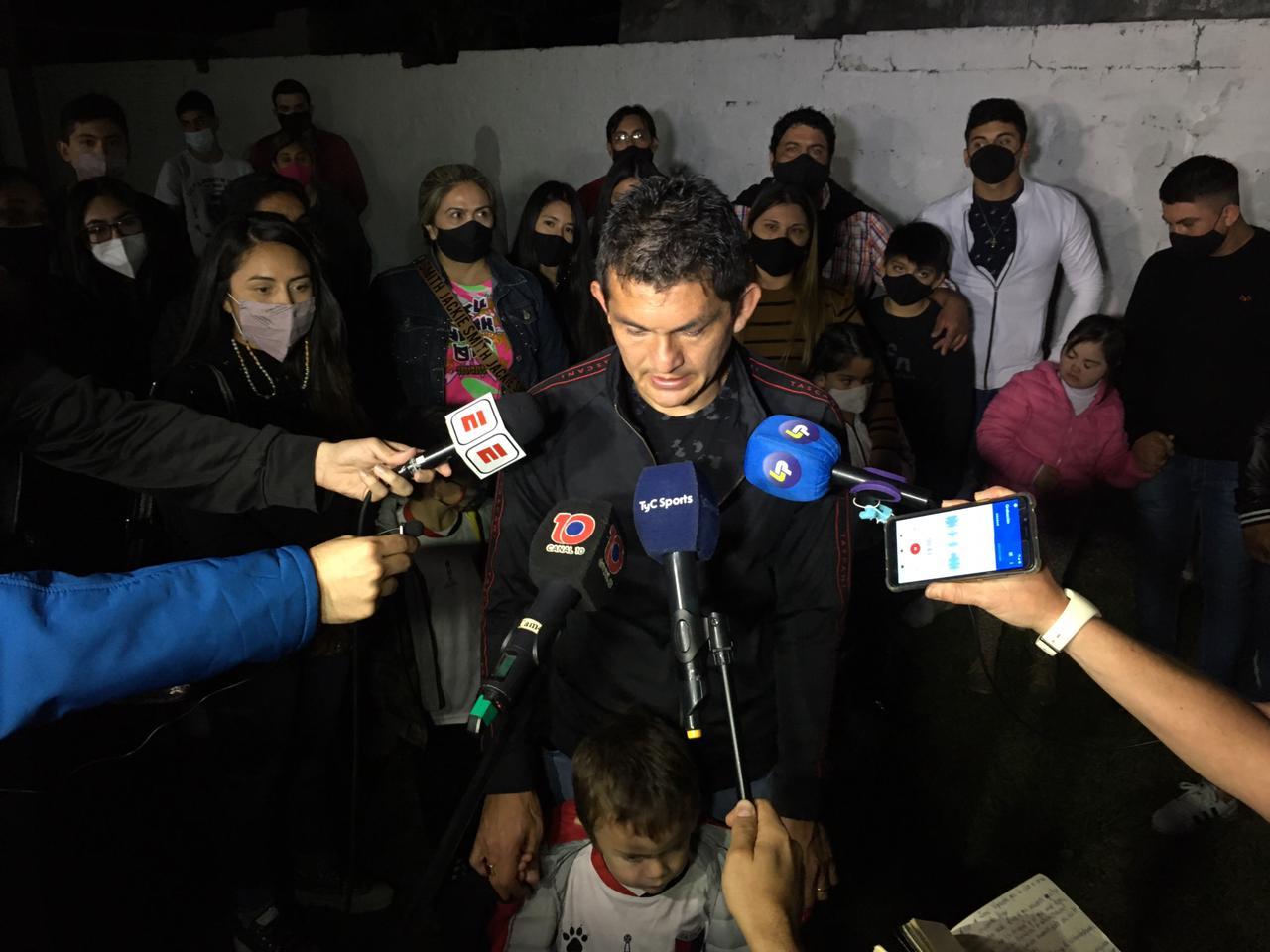 EN RUEDA DE PRENSA. Luis Miguel Rodríguez, en el club Unión Simoca. Foto de LA GACETA / INÉS QUINTEROS ORIO