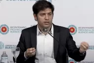 Axel Kicillof se alineó con Cristina Kirchner y pidió federalizar los planes sociales