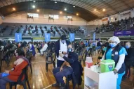 Salud buscaría iniciar en las próximas horas la vacunación a personas de 39 años